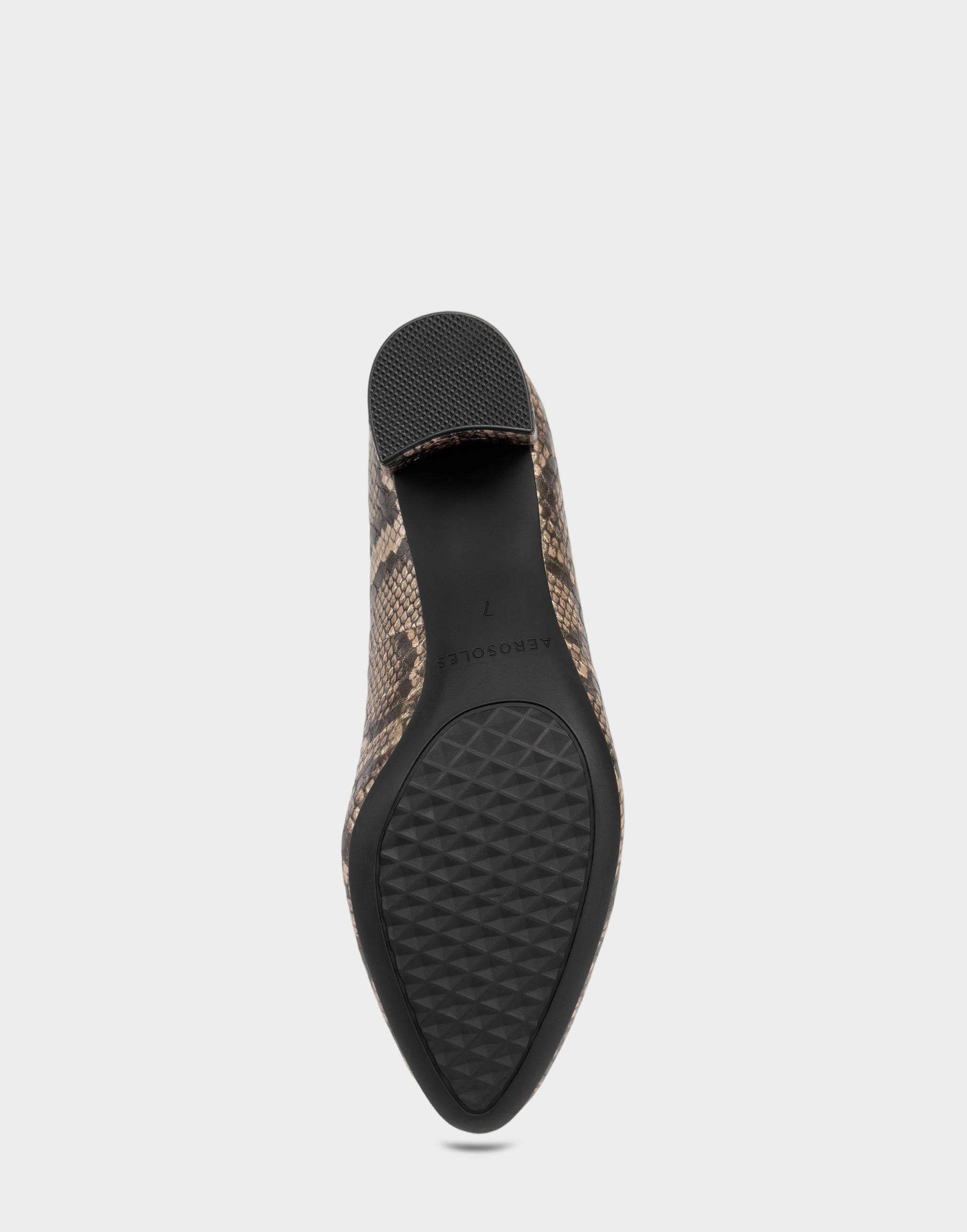 Betsy - Image 4