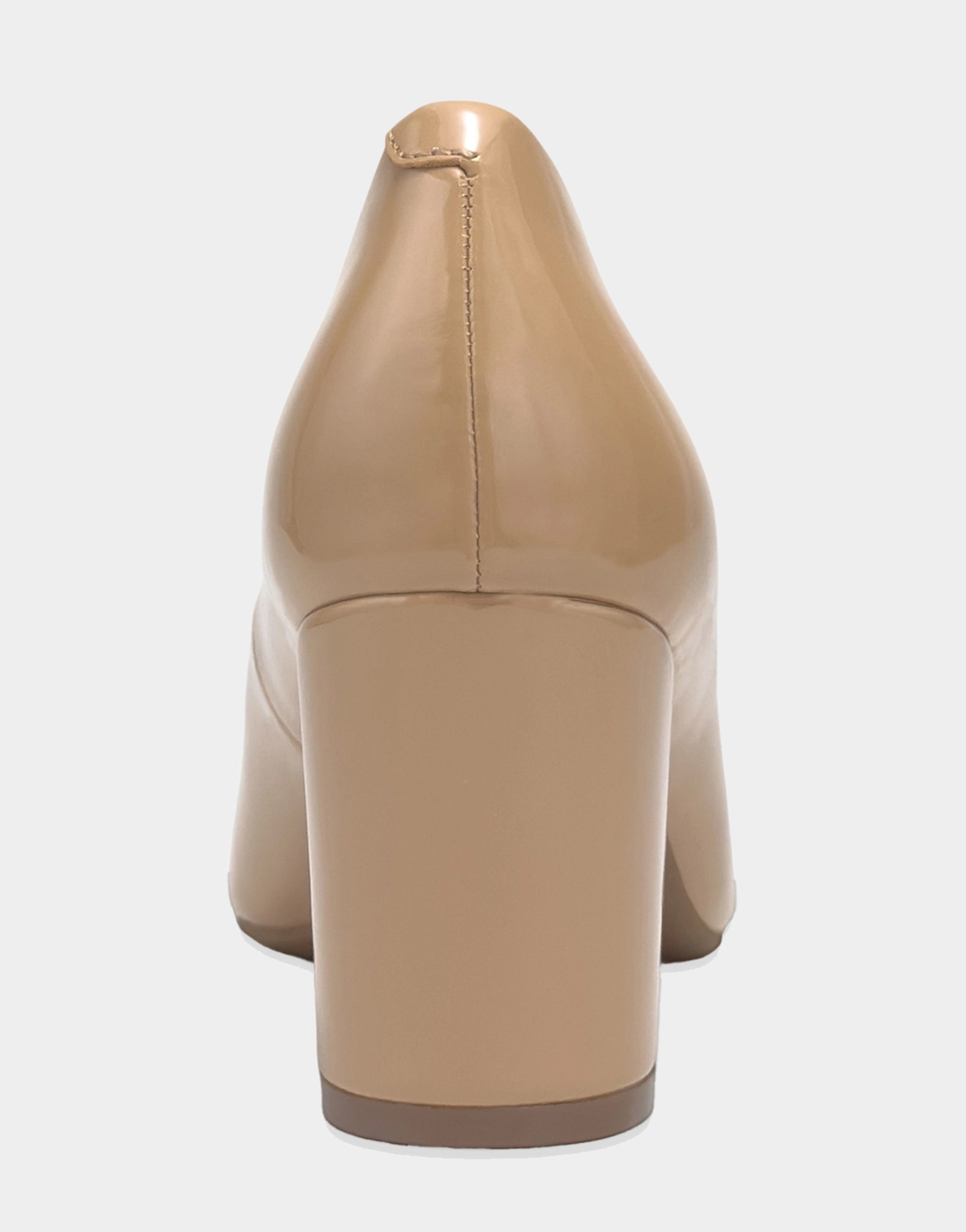 Betsy - Image 5
